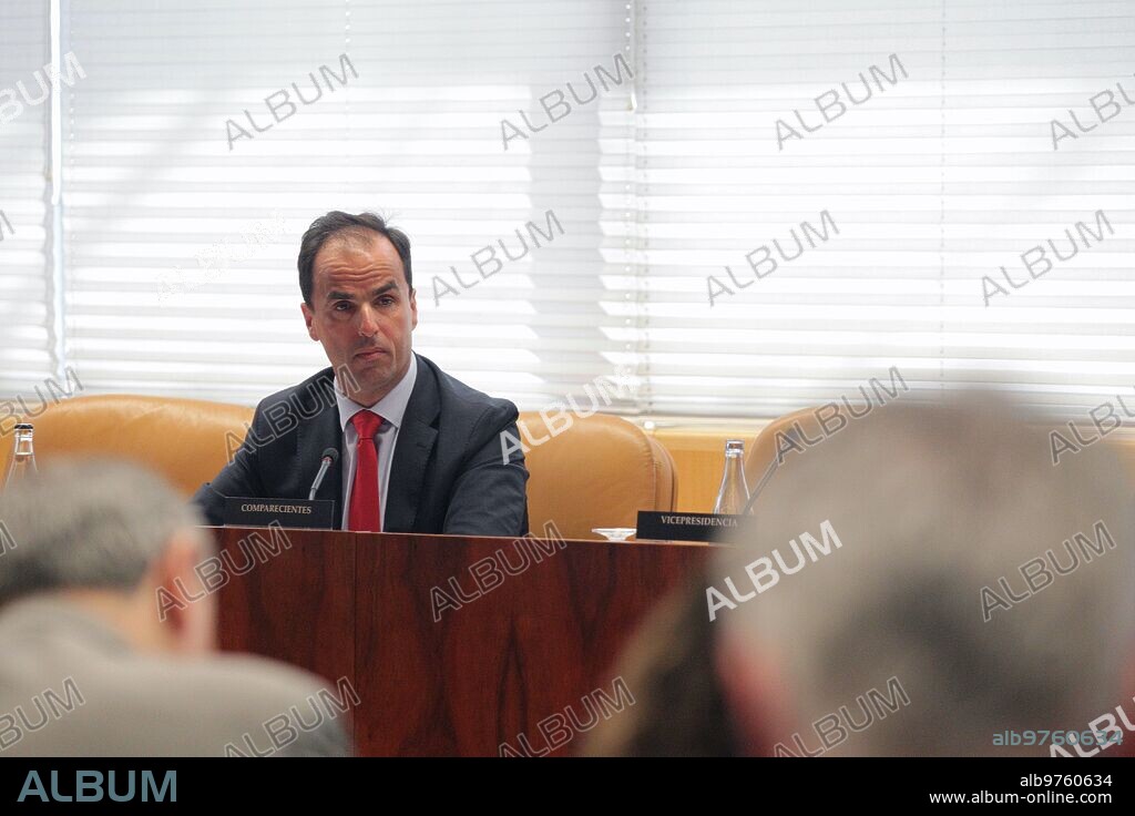 Madrid, 03/04/2019. URJC investigation commission on the master's degree in Autonomous Law awarded to Cristina Cifuentes. In the image, the rector of the Rey Juan Carlos University, Javier Ramos, who has given a statement in said commission. Photo Isabel Permuy ARCHDC.