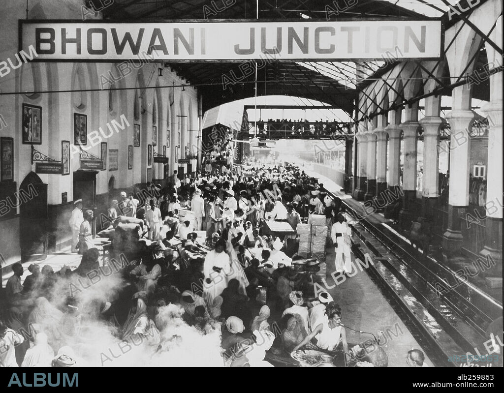 BHOWANI JUNCTION, 1956, directed by GEORGE CUKOR. Copyright M.G.M.