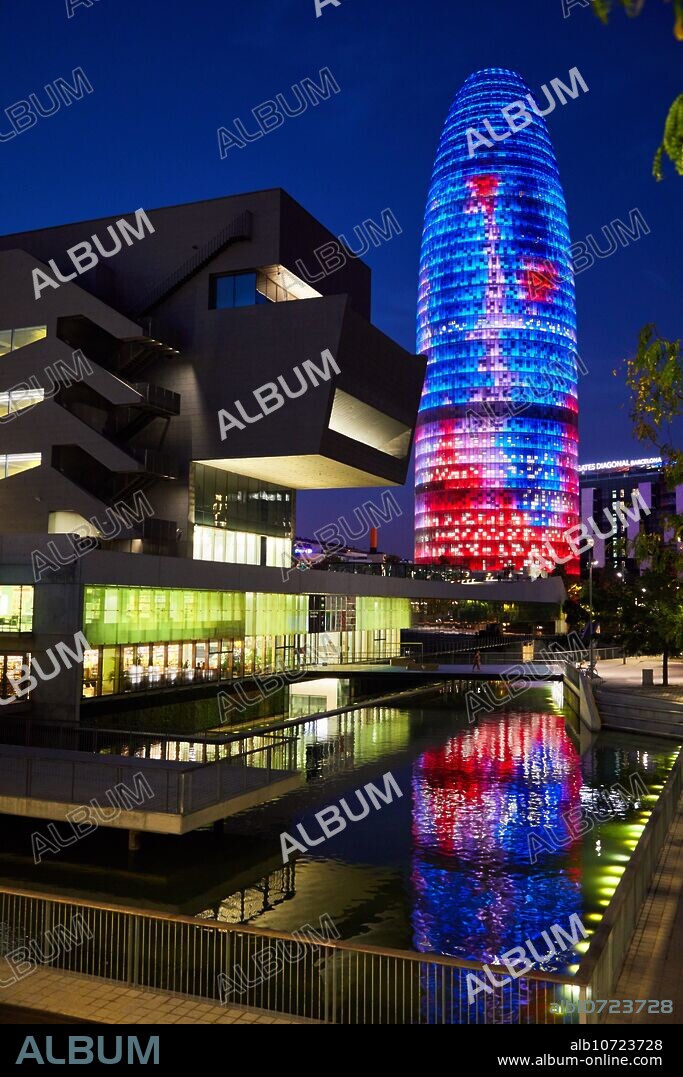 Design Museum of Barcelona, Agbar Tower, Plaça de les Glòries, Barcelona, Catalunya, Spain, Europe.