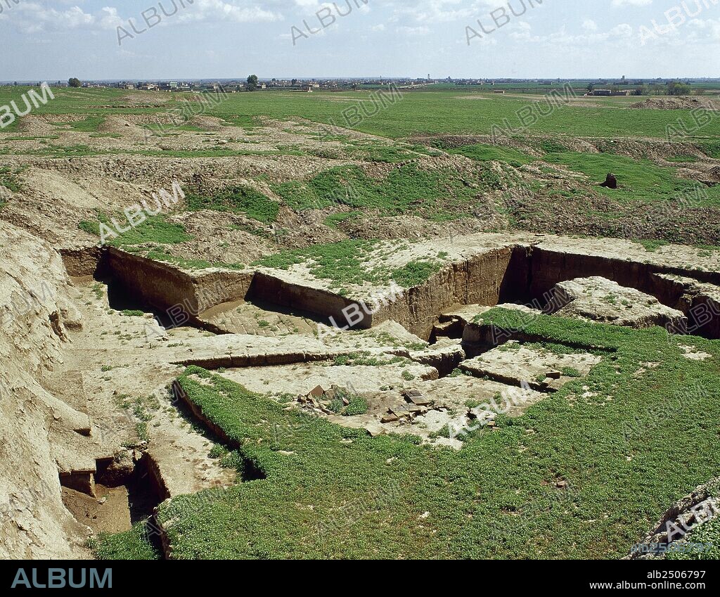 Syria. Mari. Remains of the ancient city founded in 2900 BC. (Picture taken before the Syrian Civil War).