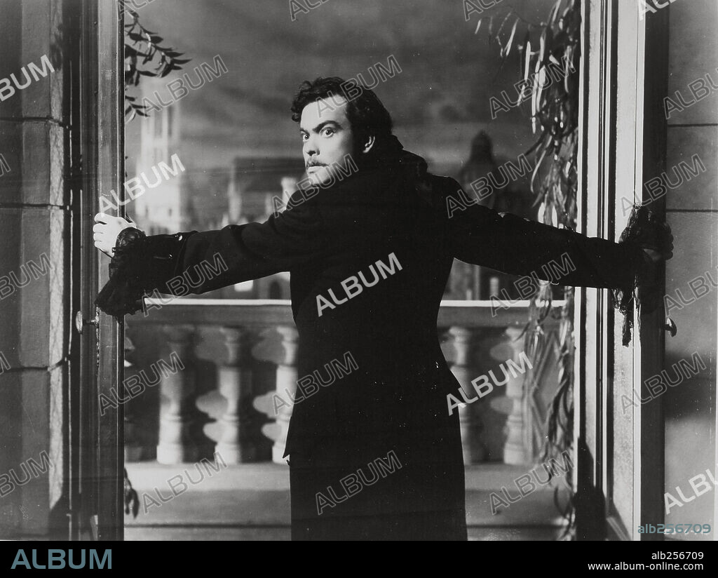 ORSON WELLES in BLACK MAGIC, 1949, directed by GREGORY RATOFF. Copyright UNITED ARTISTS.
