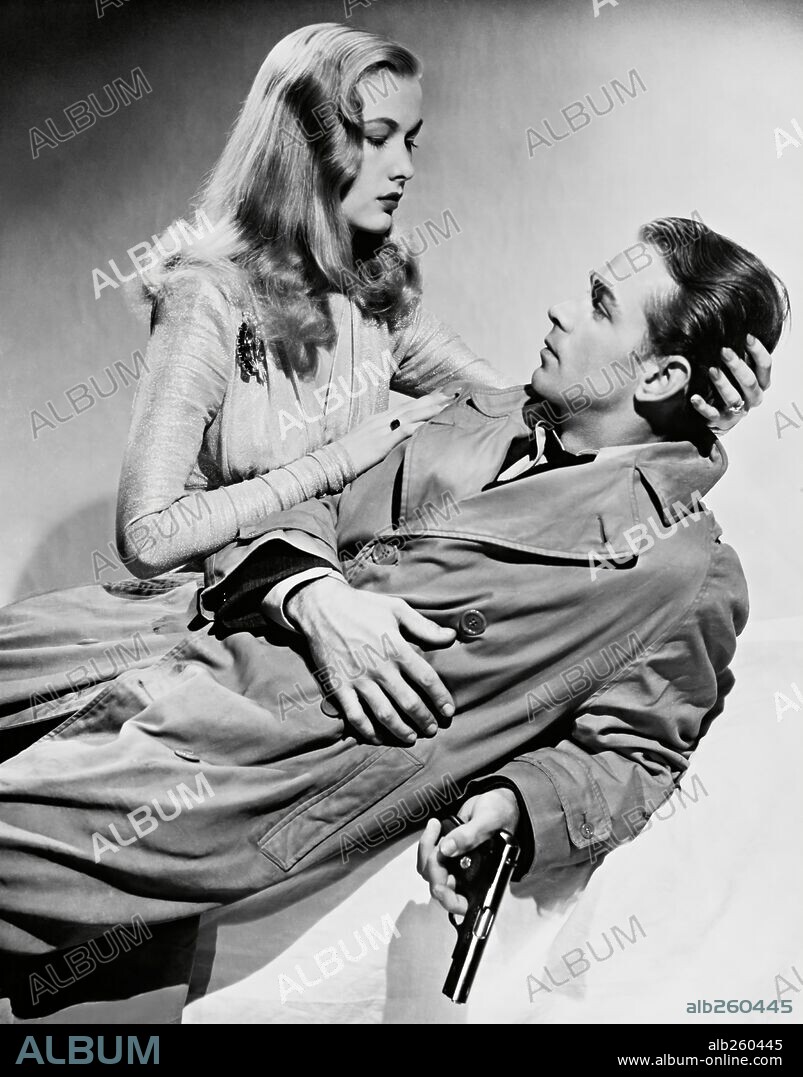 ALAN LADD y VERONICA LAKE en EL CUERVO, 1942 (THIS GUN FOR HIRE), dirigida por FRANK TUTTLE. Copyright PARAMOUNT PICTURES.