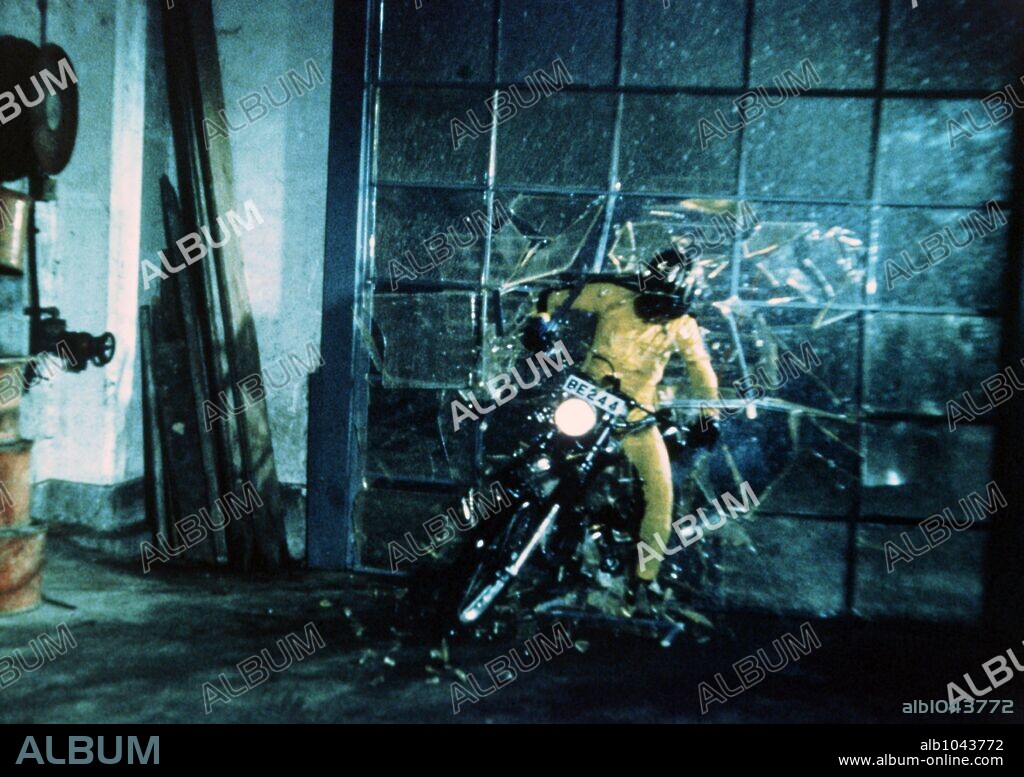 BRUCE LEE in GAME OF DEATH, 1978. Copyright GOLDEN HARVEST GROUP.