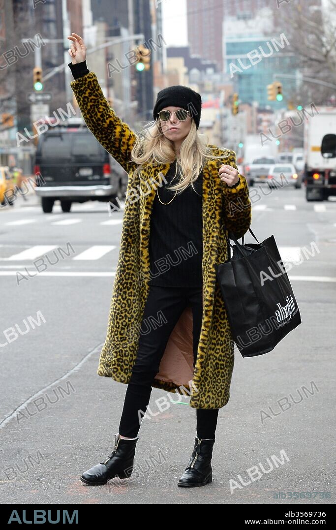 March 1, 2018 - New York, NY, USA - March 1, 2018 New York City..Theodora Richards was seen hailing a taxi in a leopard print coat on March 1, 2018 in New York City. 01/03/2018