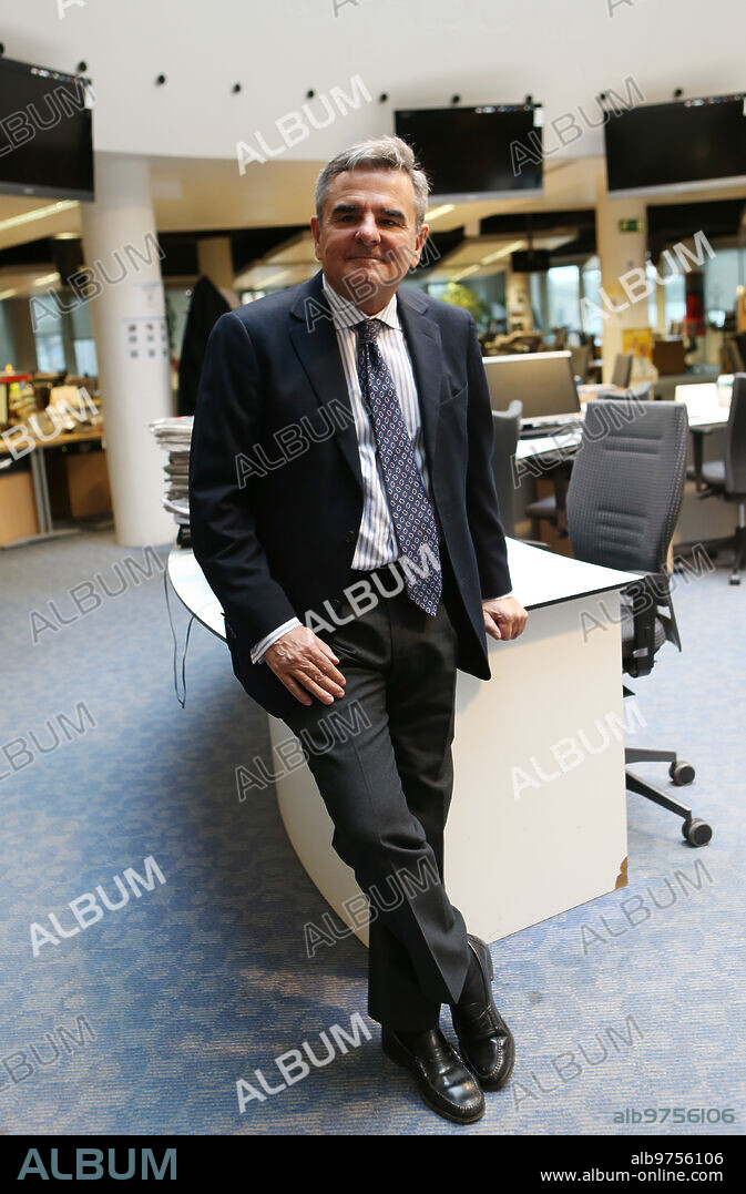 madrid,4-2-2014.-el alcalde de majadahonda narciso de foxa, en el chat de ABC.-foto ernesto agudo.archdc.