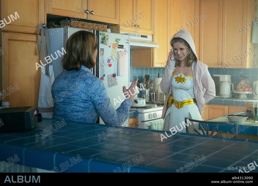 ANN CUSACK et ERIN MORIARTY dans THE BOYS, 2019, réalisé par STEFAN SCHWARTZ. Copyright Amazon Studios / Original Film / Point Grey Pictures / Sony.