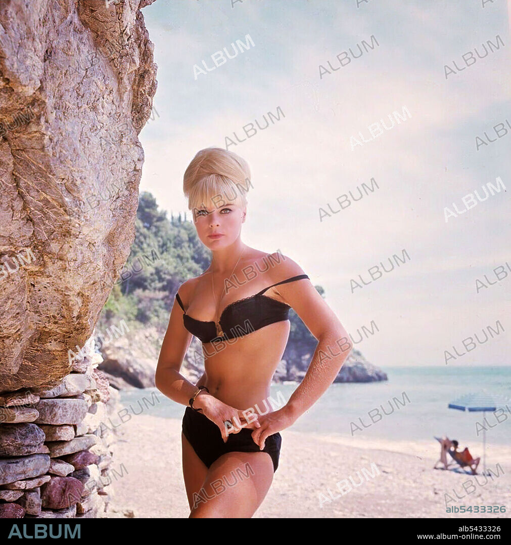 ELKE SOMMER in BAHIA DE PALMA, 1962, unter der Regie von JUAN BOSCH. Copyright ESTE FILMS.