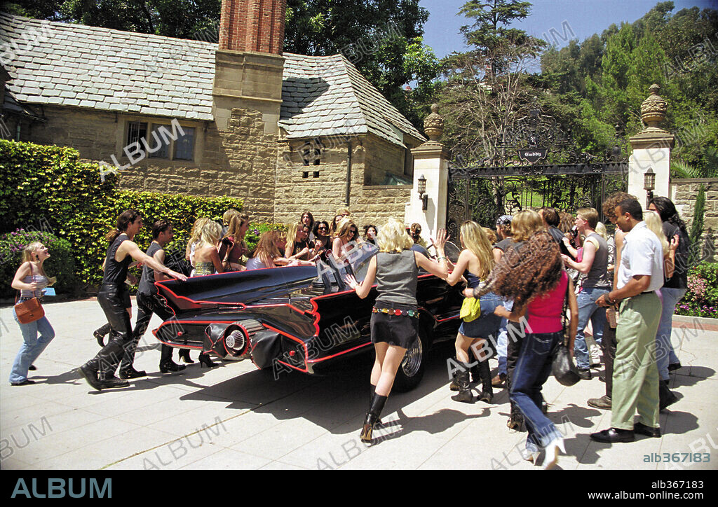 ROCK STAR, 2001, directed by STEPHEN HEREK. Copyright WARNER BROS. PICTURES.