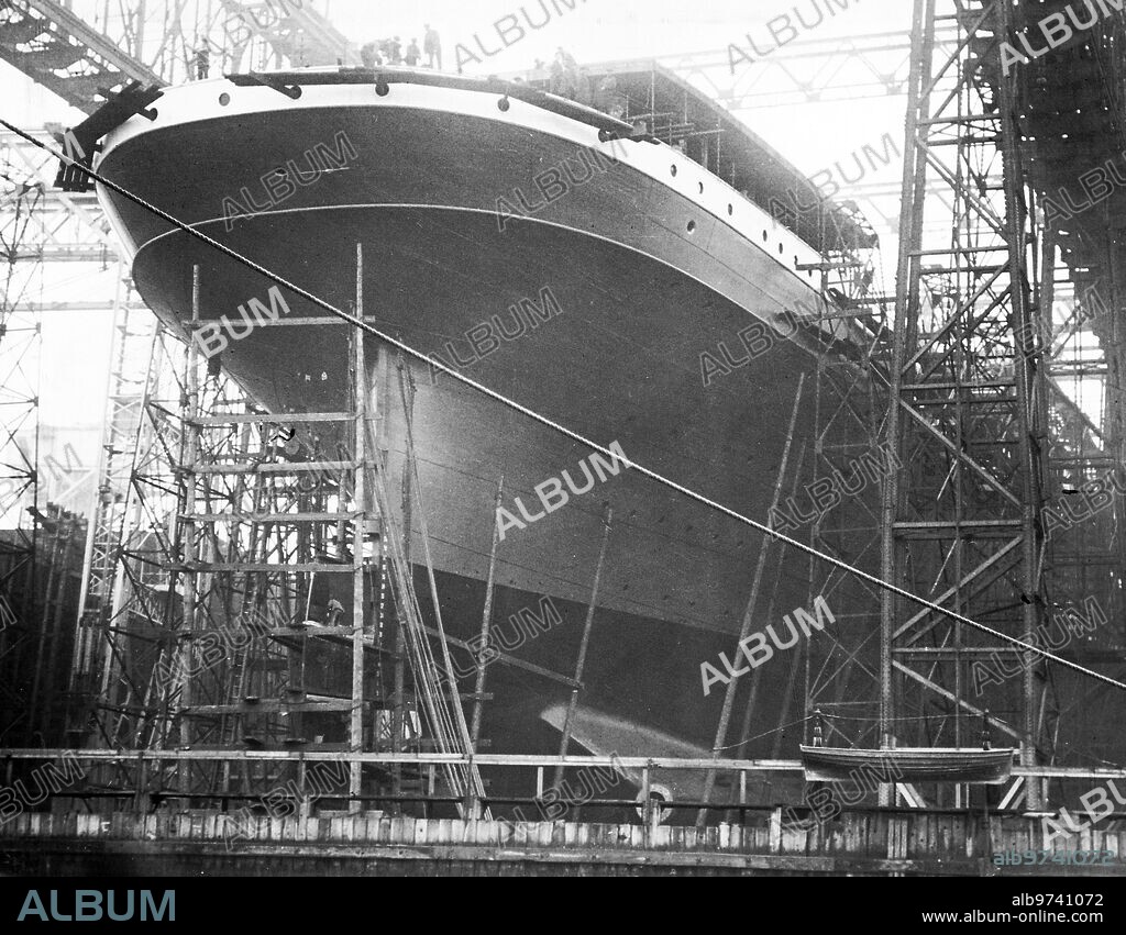 The largest ocean liner in the world, appearance of the English ship "Britanic" whose launching will take place at the end of this month at the Harland and Wolff shipyard.