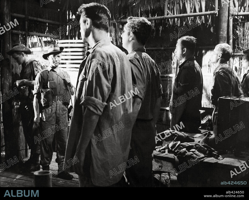 RICHARD TODD in JUNGLE FIGHTERS, 1961 (THE LONG AND THE SHORT AND THE TALL), directed by LESLIE NORMAN. Copyright ABP/MICHAEL BALCON.