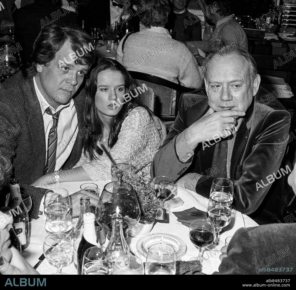 Malmö 1983-12-18. Artisten Barbro "Lill-Babs" Svensson medverkar i TV-programmet "Här är ditt liv". Deltar gör även ex-maken Lars Berghagen med dottern Malin Berghagen samt författaren Lars Forssell som skrev en hel show till Lill-Babs. Foto: Torbjörn Andersson / EXP / TT / Kod 4 . ** AFTONBLADET OUT **.