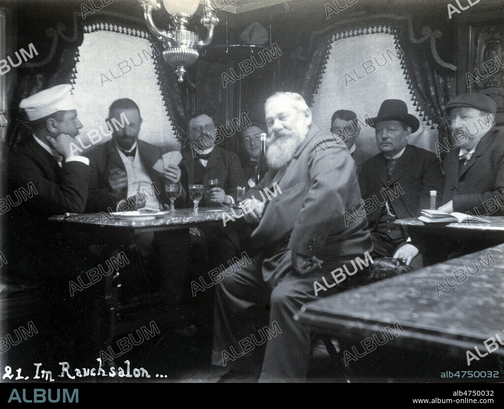 'Le salon des fumeurs (Im Rauchsalon)'. La vie a bord : au fumoir. Photographie anonyme d'un touriste francais pendant son voyage en Norvege Spitzberg et la banquise sur le steamer finlandais l'Oihonna en 1902. Credit: Coll.Delastrit/KHARBNE-TAPABOR.