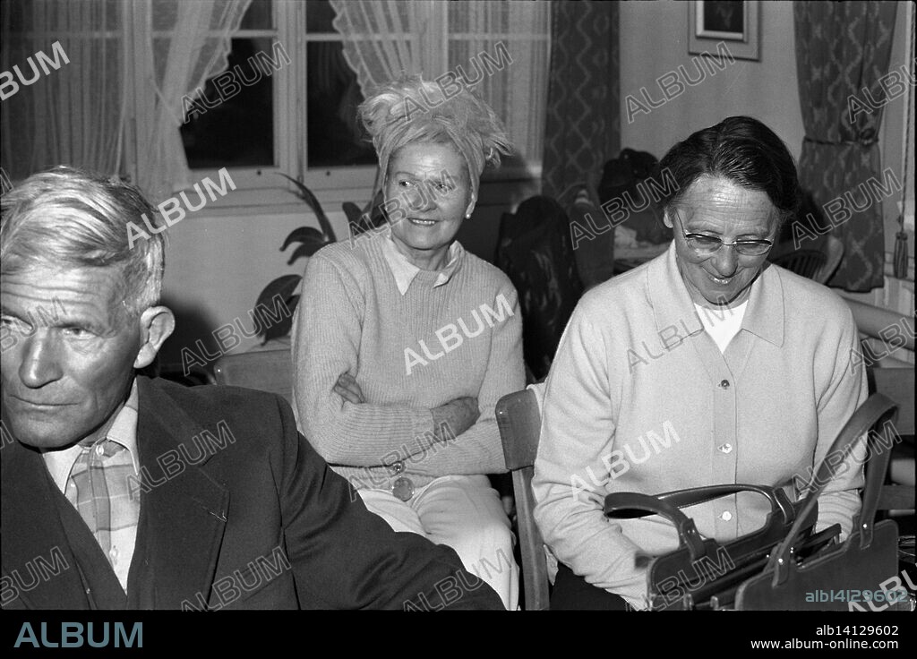 Celebration for downhill world champion Annerosli Zryd, Adelboden 1970.