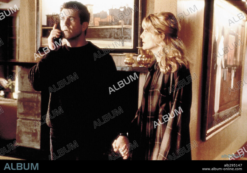 MEL GIBSON and RENE RUSSO in RANSOM, 1996, directed by RON HOWARD. Copyright TOUCHSTONE PICTURES.