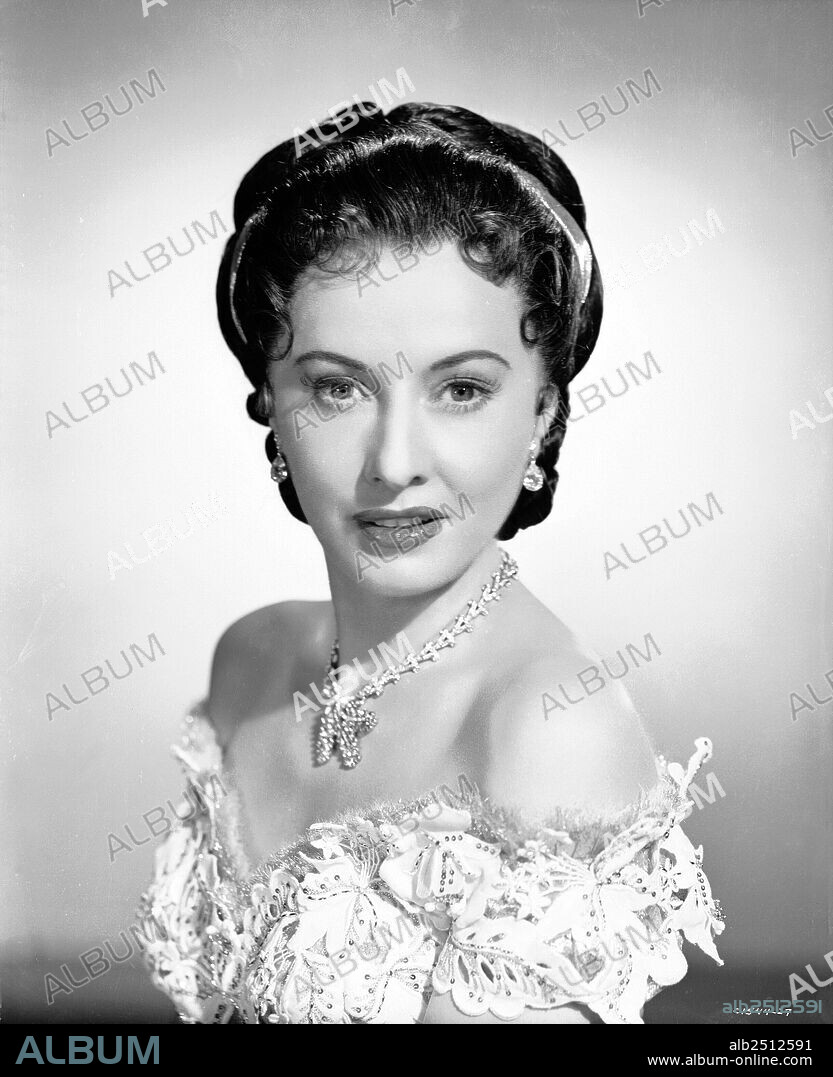 BARBARA STANWYCK in THE MAN WITH A CLOAK, 1951, directed by FLETCHER MARKLE. Copyright M.G.M.