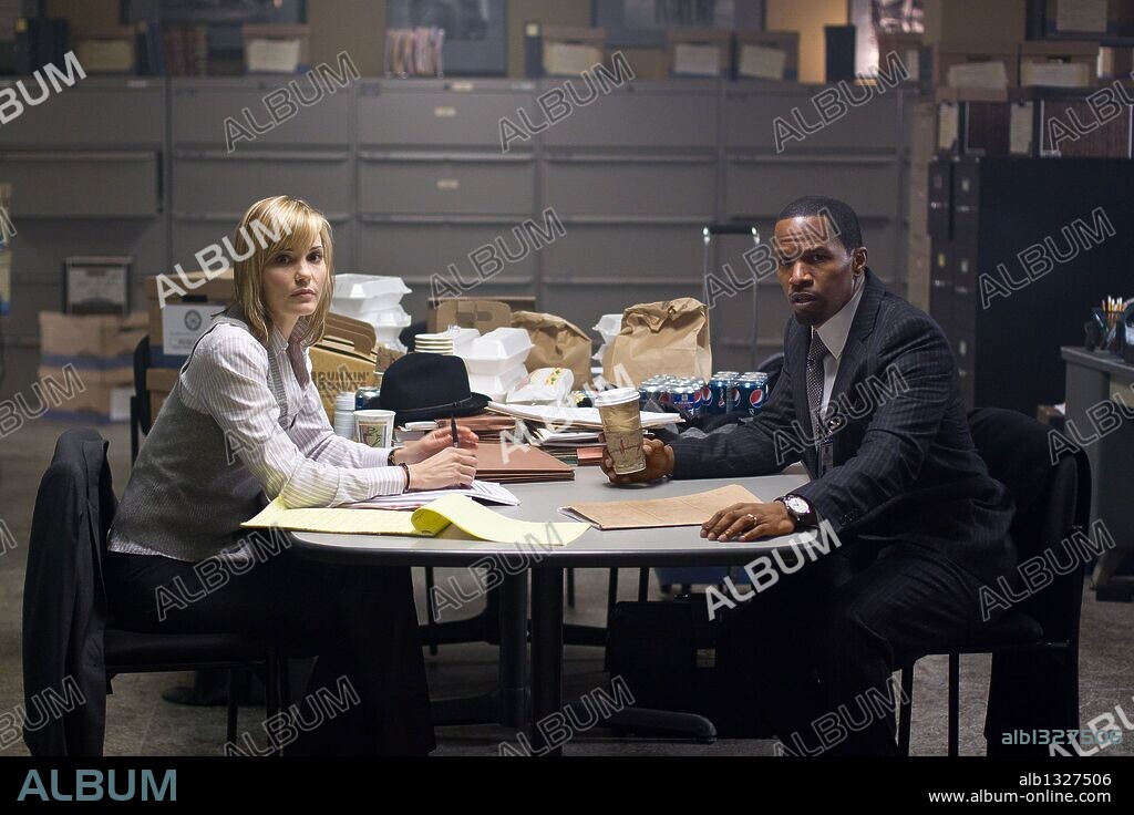 JAMIE FOXX and LESLIE BIBB in LAW ABIDING CITIZEN, 2009, directed by F. GARY GRAY. Copyright WARP FILMS.