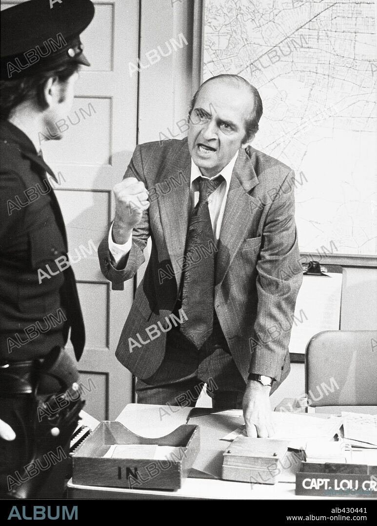 DAN FRAZER in KOJAK, 1973, directed by JEANNOT SZWARC and RUSS MAYBERRY. Copyright UNIVERSAL TV.