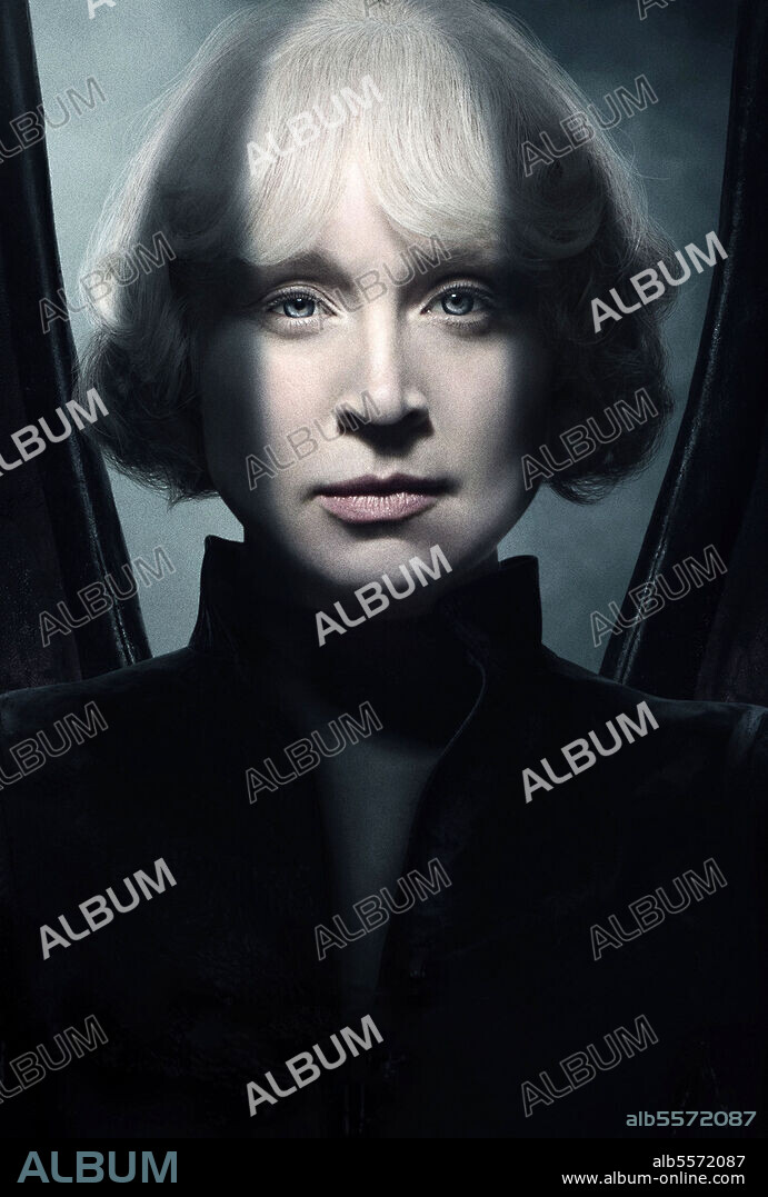GWENDOLINE CHRISTIE en SANDMAN, 2022 (THE SANDMAN), dirigida por ANDRES BAIZ, CORALIE FARGEAT y MIKE BARKER. Copyright Netflix / Warner Bros. Television.