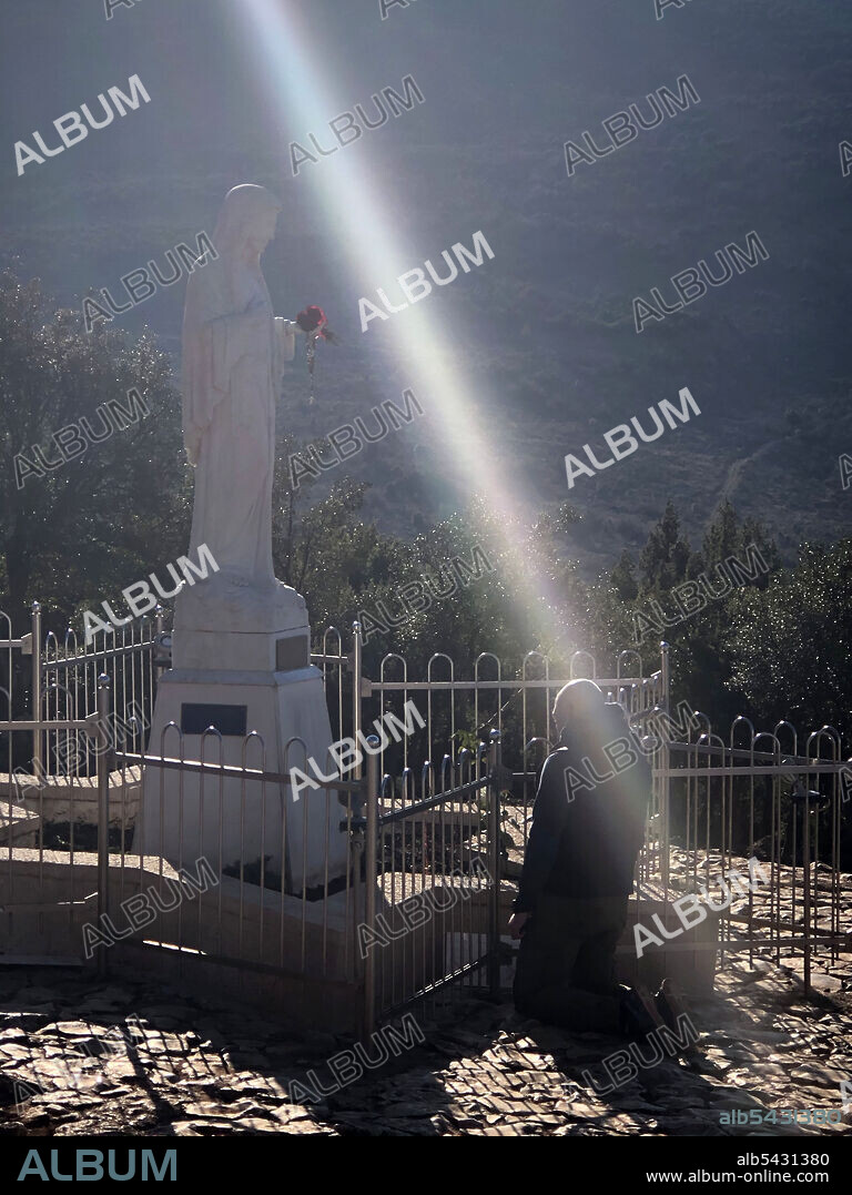 MEDJUGORJE, LA PELICULA, 2021, directed by BORJA MARTINEZ-ECHEVARRIA and JESUS GARCIA COLOMER. Copyright Medju Films A.I.E.