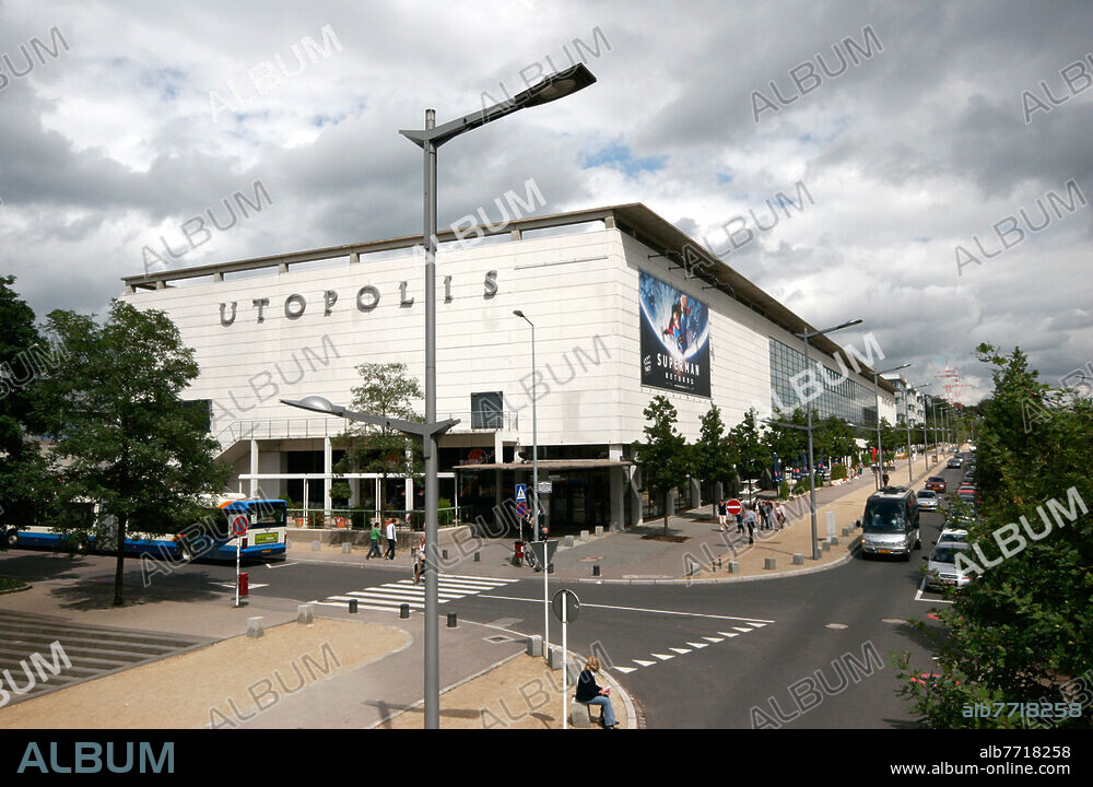 Luxemburg, Luxembourg, (Haupt- und Residenzstadt des Großherzogtums Luxemburg).