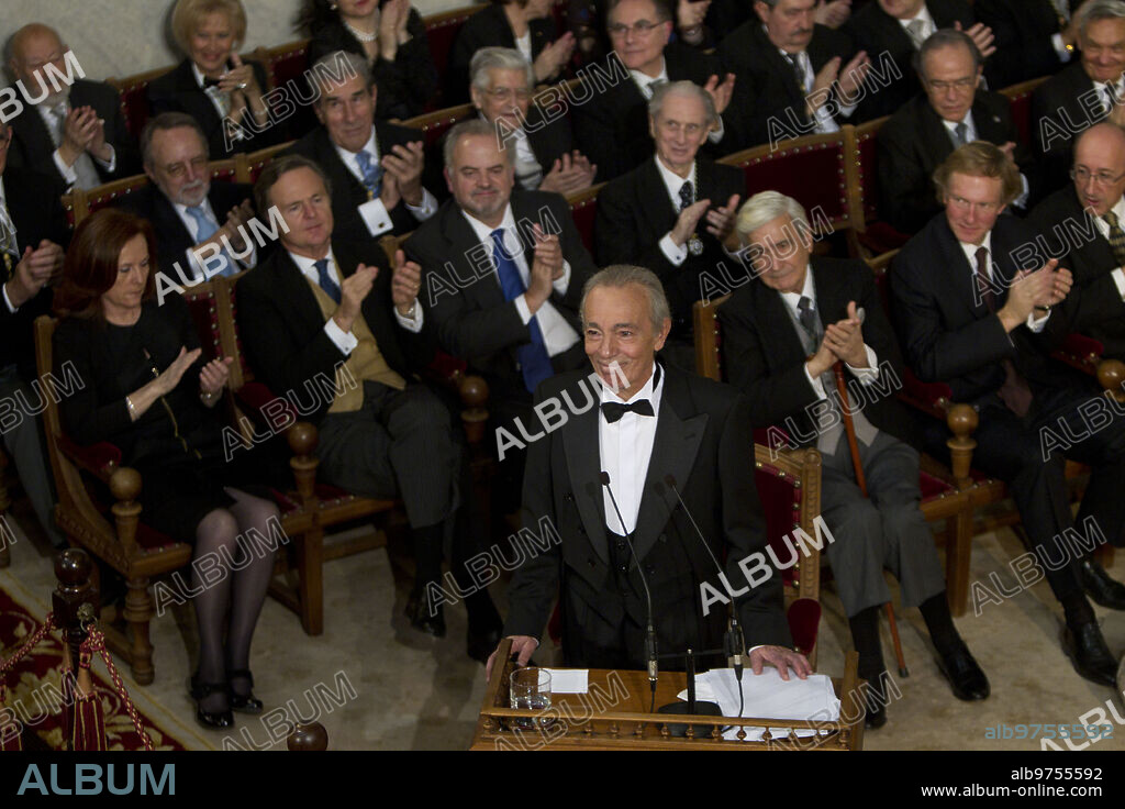 January 25, 2014. Madrid. Entry of José Luis Gómez García as a new academic of the Rae photo Isabel Permuy Archdc.