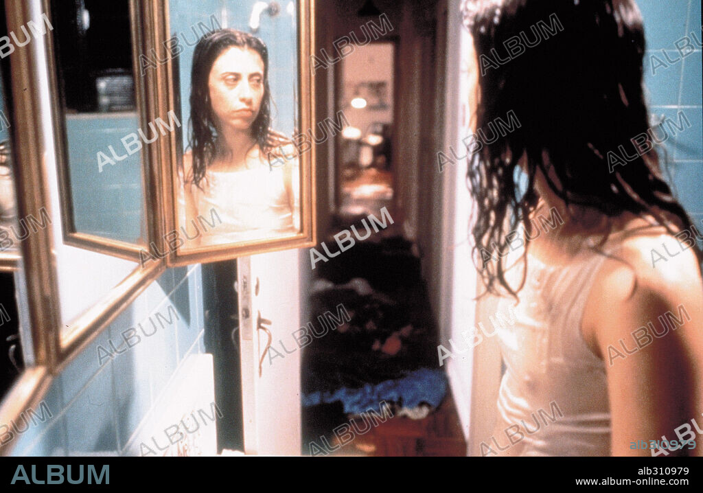 MIDNIGHT, 1998 (O PRIMEIRO DIA), directed by DANIELA THOMAS and WALTER SALLES.
