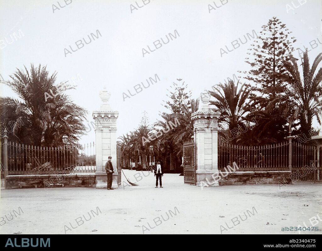 GERóNIMO GENOVéS I PUIG. Cádiz, Puerta de entrada del Parque Genovés.