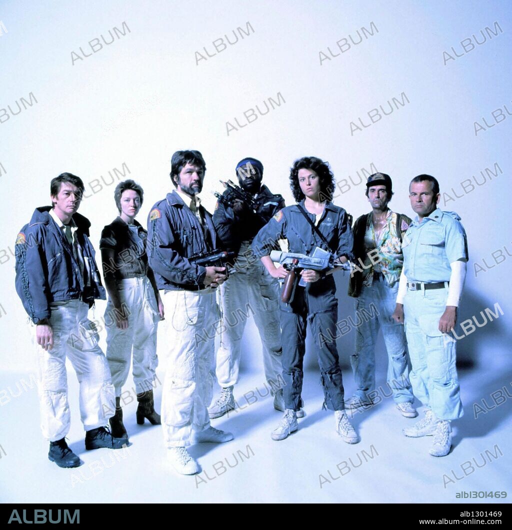 HARRY DEAN STANTON, JOHN HURT, SIGOURNEY WEAVER, TOM SKERRITT, VERONICA CARTWRIGHT and YAPHET KOTTO in ALIEN, 1979, directed by RIDLEY SCOTT. Copyright 20TH CENTURY FOX.