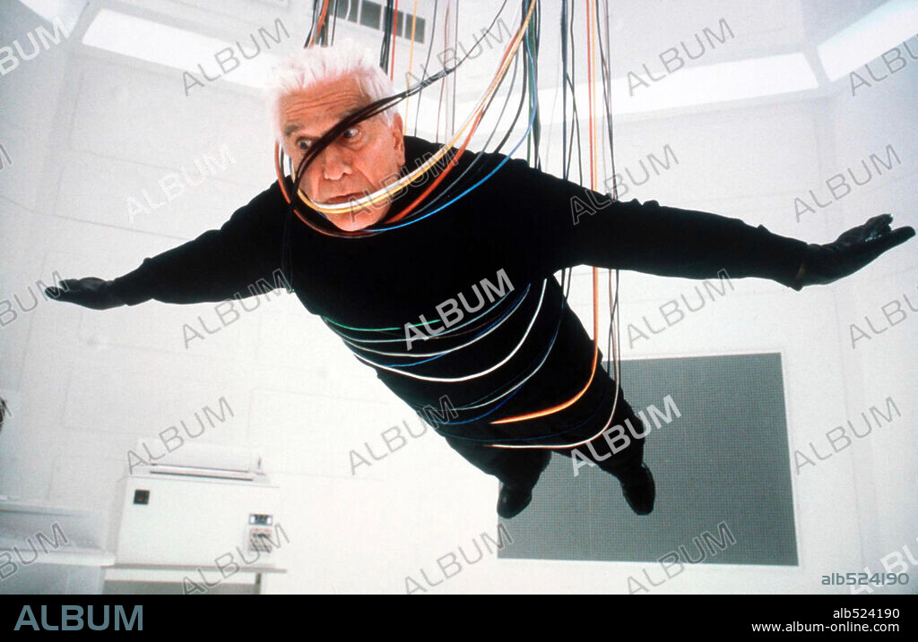 LESLIE NIELSEN in WRONGFULLY ACCUSED, 1998, directed by PAT PROFT. Copyright MORGAN CREEK.