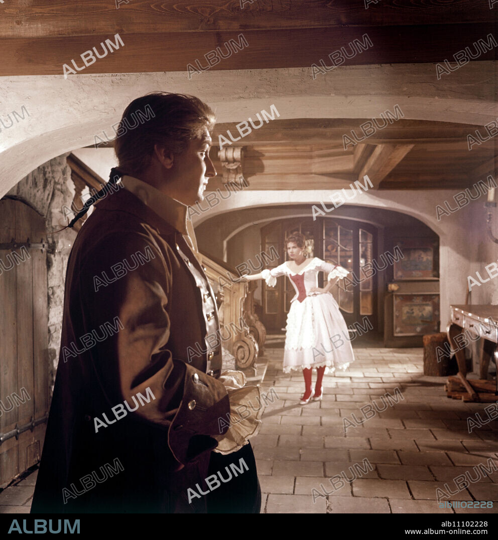 HEROINES / Germany 1960 / Dietrich Haugk GÜNTER PFITZMANN (Werner), JOHANNA VON KOCZIAN (Franziska) in the comedy: 'Heroines', 1960.