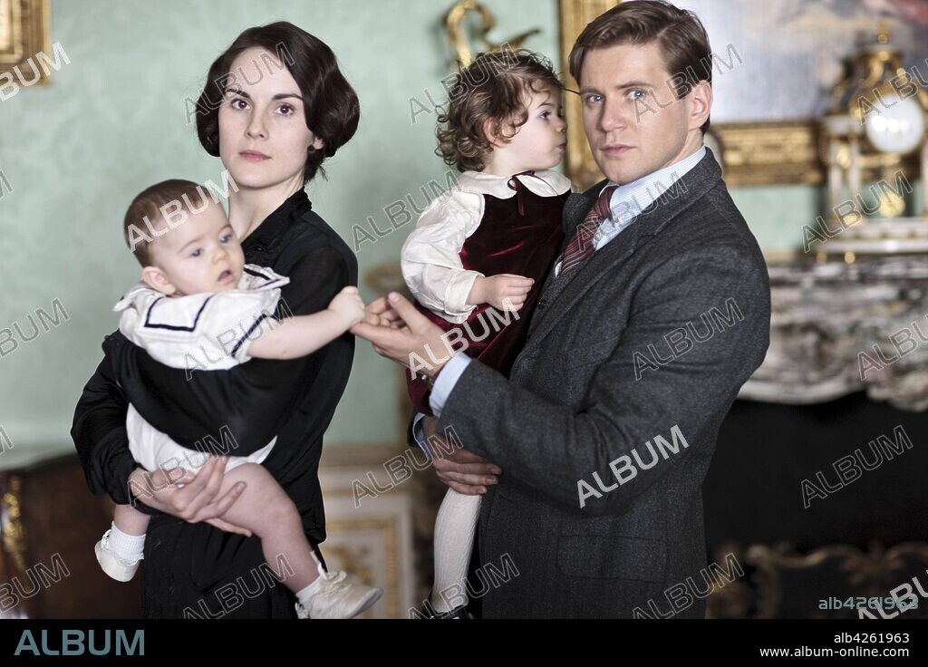 ALLEN LEECH, AVA MANN y MICHELLE DOCKERY en DOWNTON ABBEY, 2010, dirigida por JULIAN FELLOWES. Copyright CARNIVAL FILMS. Temporada 4.