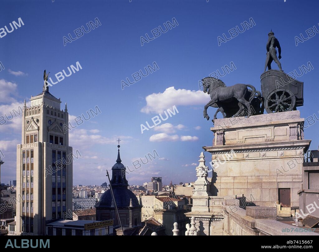 EDIFICIO BANCO BILBAO CALLE ALCALA - CUADRIGA Y MADRID.