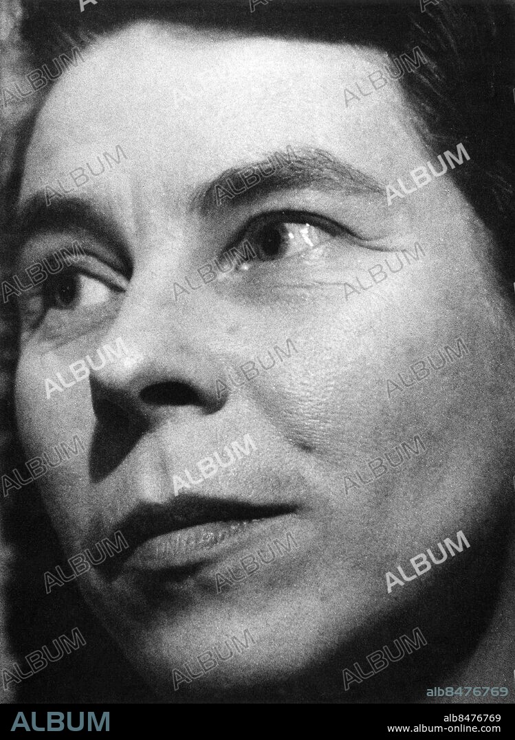 1957-03-02.. PAPPA PEKKAS KAPPSÄCK. Radioprogram.. Sänt 1957-03-02.. Här ses Tove Jansson, finlandssvensk författare och konstnär.. Foto: Bertil S-son Åberg / RiR / SVT / Kod: 5600. RiR 13576 sv/v.