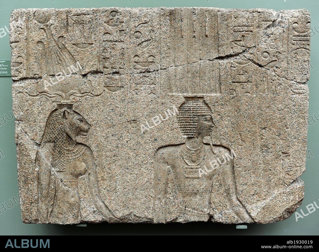 ARTE EGIPCIO. EGIPTO. Relieves de la diosa MEHIT (cabeza de león) y dios Onuris-Shu. Templo de Onuris-Shu en Sebennitos. Granito. Reinado de Alejandro IV. 316-310 a. C. Hijo de Alejandro Magno. Dinastía Ptolemaica. Museo Carlsberg Glyptotek. Copenhague. Dinamarca.