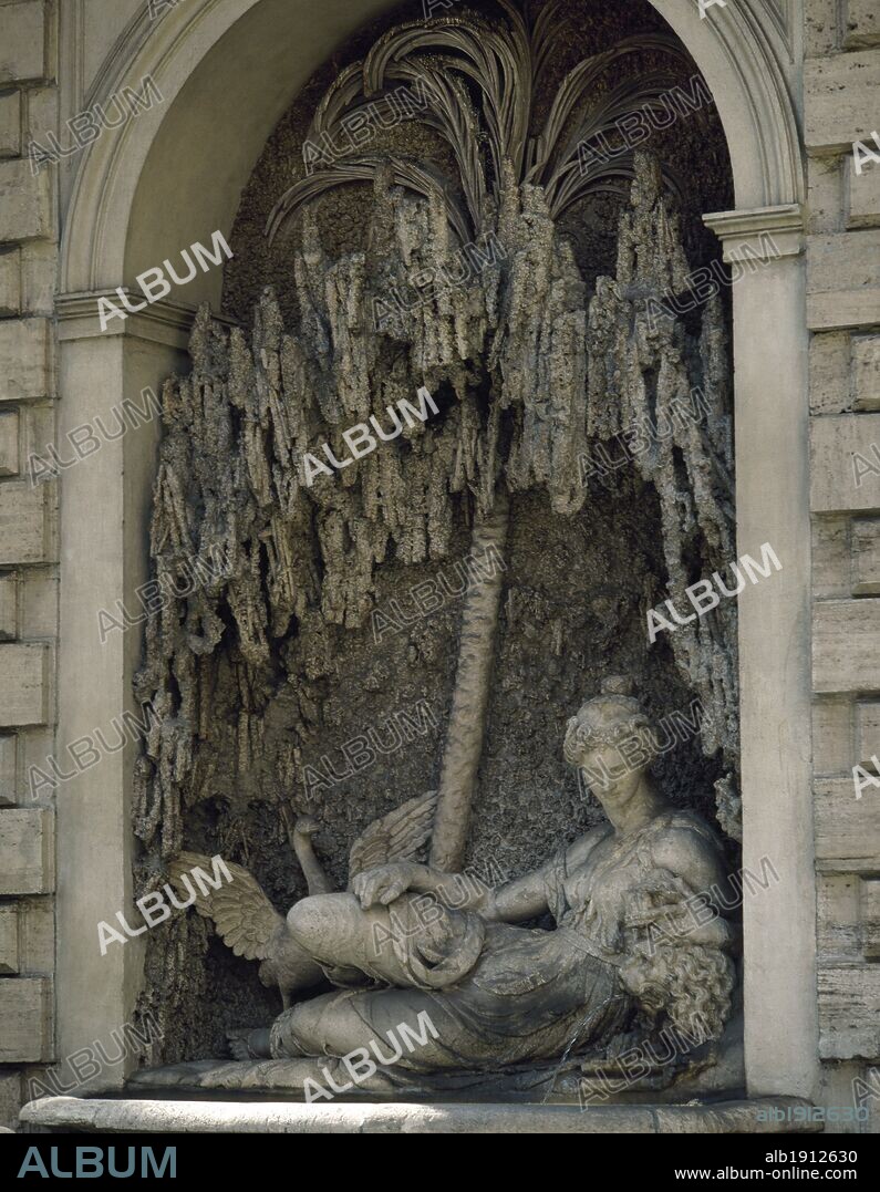 ARTE BARROCO. ITALIA. IGLESIA DE SAN CARLO ALLE QUATTRO FONTANE (1634). Vista de una de las cuatro fuentes que ornan la fachada de la iglesia, proyectada por Francesco C. BORROMINI en 1634. ROMA.