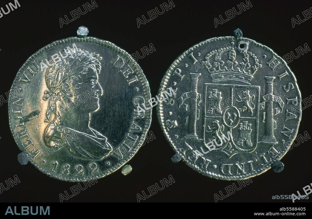 Ferdinand VII, roi d'Espagne (1814-33) . San Ildefonso 14.10.1784 - Madrid. 29.9.1833. Portrait sur pièce de monnaie. Pièce d'argent de 8 Real, frappée en. 1822 ; atelier de frappe : Potosi, Bolivie (cette pièce de monnaie fut l'une des dernières frappées à Potosi) ; Revers : armes de la couronne espagnole. Potosi, Museo de la Casa de la Moneda.