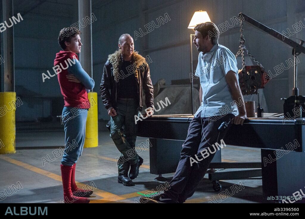 JON WATTS, MICHAEL KEATON and TOM HOLLAND in SPIDER-MAN: HOMECOMING, 2017, directed by JON WATTS. Copyright COLUMBIA PICTURES/MARVEL ENTERTAINMENT.