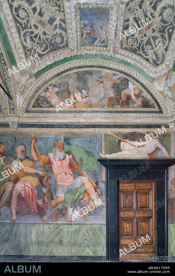 Genoa, Villa del Principe (Palazzo di Andrea Doria), the Loggia of the Heroes: Andrea Doria's ancestors . Frescoes by Perin del Vaga (Pietro Bonaccorsi), 1530 - 1533.