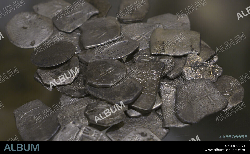 Monedas españolas de plata del siglo XVII. Museo de Marina. Lisboa. Portugal.
