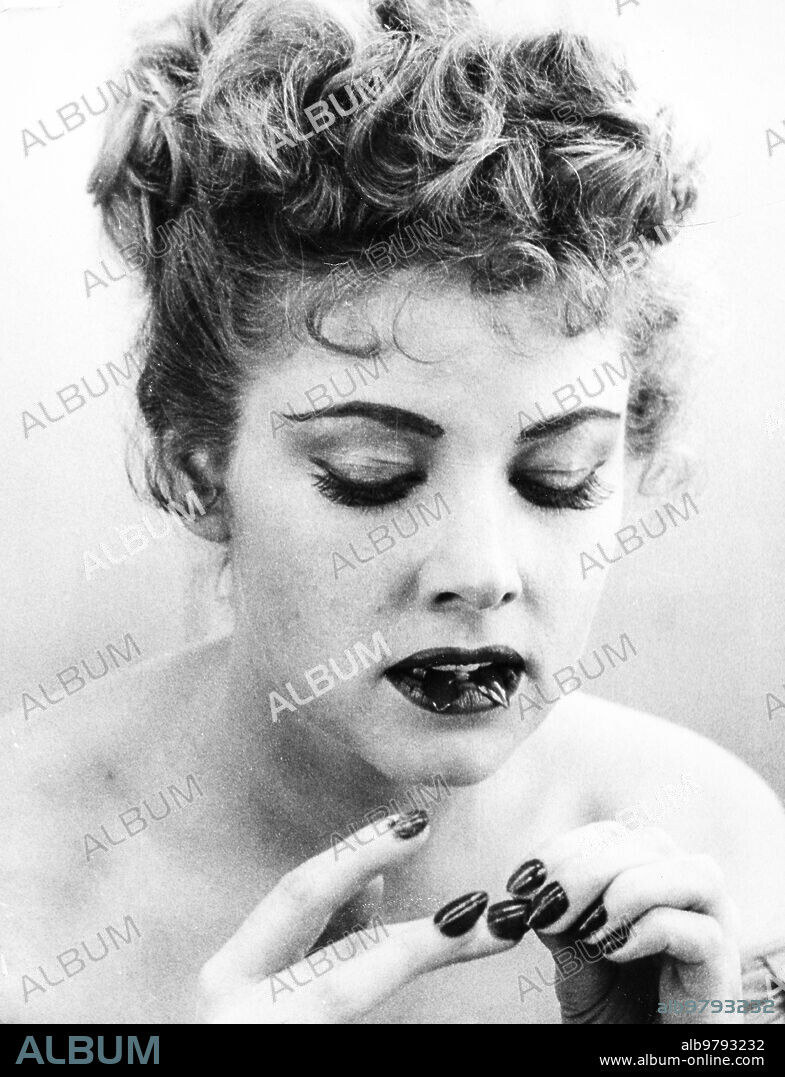 Claudia barrett, 1958.