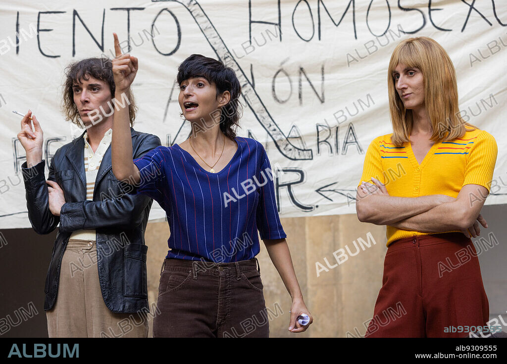 ALBA FLORES en TE ESTOY AMANDO LOCAMENTE, 2023, dirigida por ALEJANDRO MARIN. Copyright ESCAC Films.