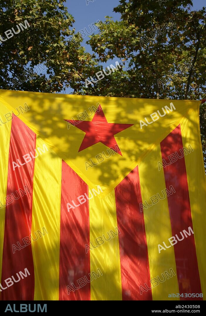 "L'ESTELADA". Bandera catalana símbolo del movimiento independentista. Cataluña.