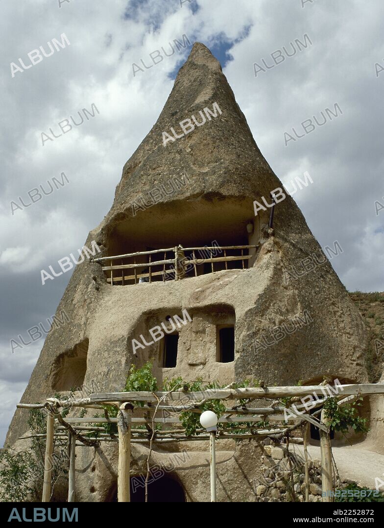 Turkey. Cappadocia. Uchisar. Cave house. Central Anatolia.