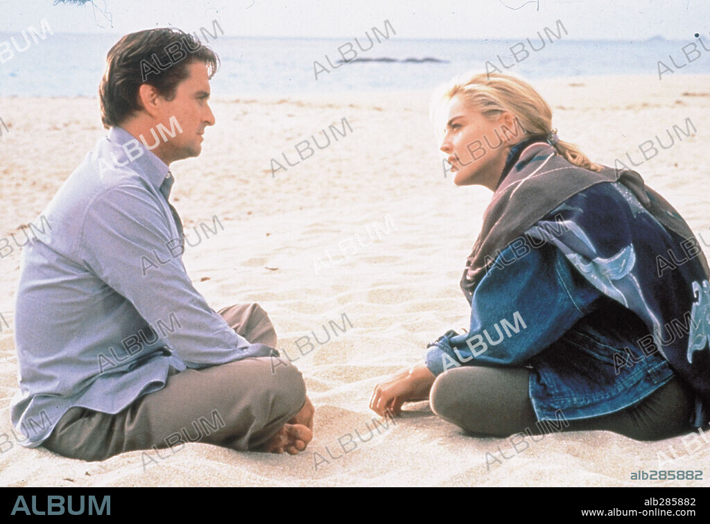 MICHAEL DOUGLAS und SHARON STONE in BASIC INSTINCT, 1992, unter der Regie von PAUL VERHOEVEN. Copyright TRI STAR PICTURES.