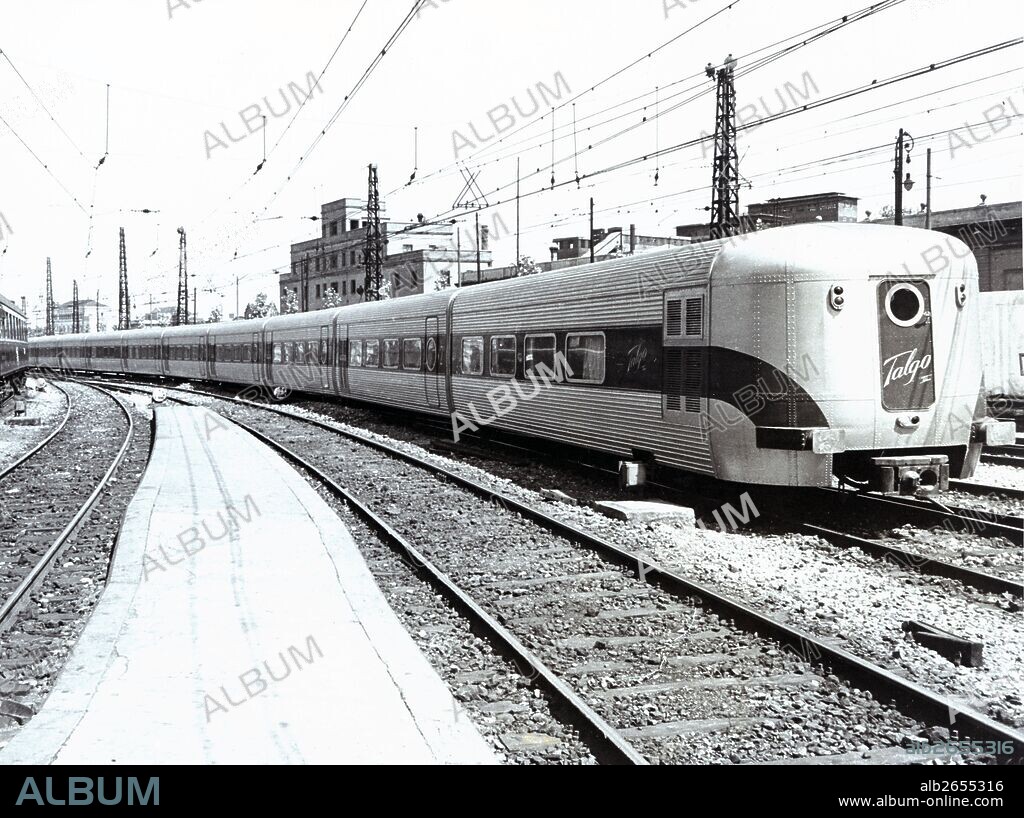 Tren articulado Talgo. Años 1950.