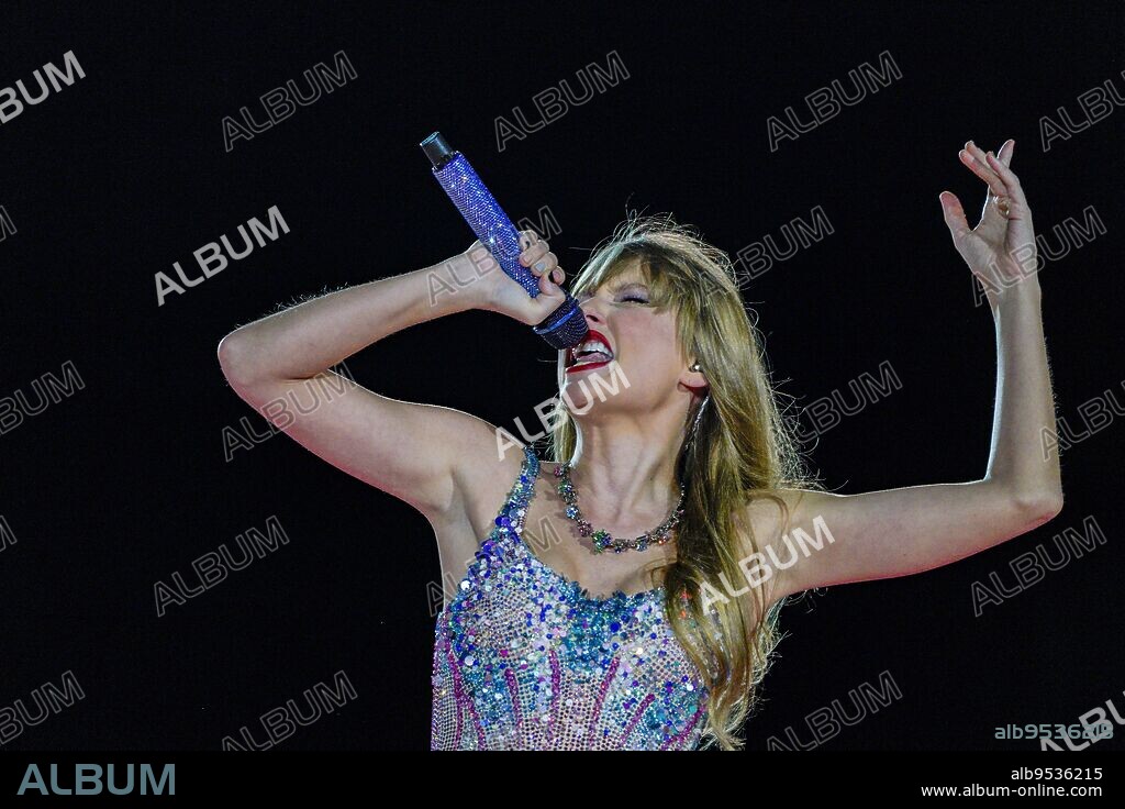 April 13, 2023, Tampa, Florida, USA: TAYLOR SWIFT performs 'Cruel Summer' during the first of her three sold-out Tampa shows on the Eras tour, at Raymond James Stadium, Thursday. (Credit Image: © Martha Asencio-Rhine/Tampa Bay Times via ZUMA Press Wire).