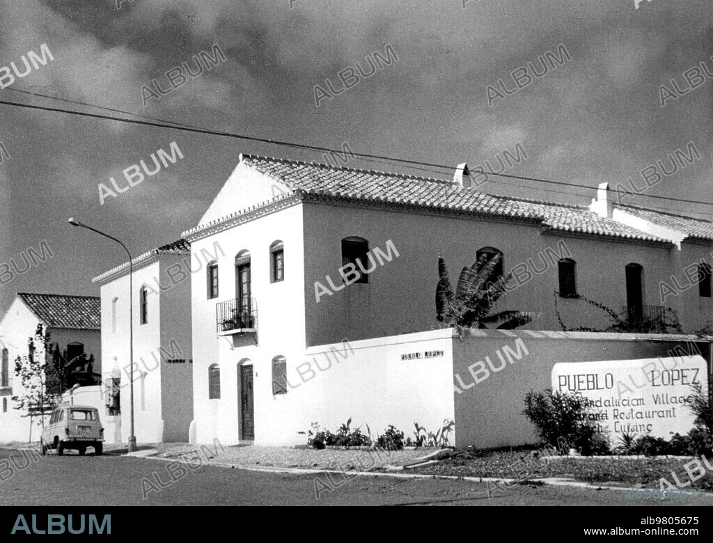 1960. Restaurant of the López town, Built by an Englishman, only for Foreigners and located in the vicinity of Fuengirola (Málaga).