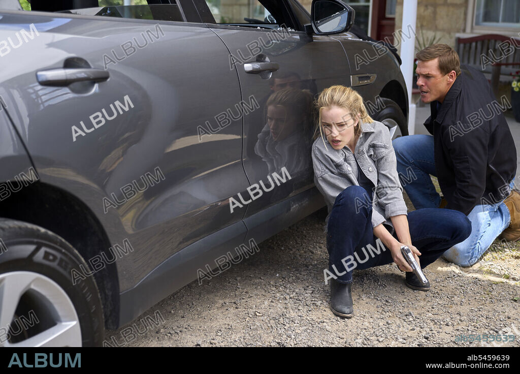 ALAN RITCHSON und WILLA FITZGERALD in REACHER, 2022, unter der Regie von LIN OEDING. Copyright Amazon Studios / Paramount Television.