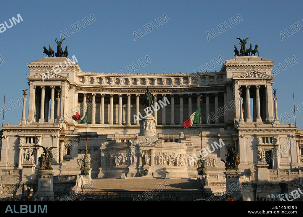 ITALIA. ROMA. MONUMENTO A VITTORIO EMANUELE II (1855-1911). En su interior se encuentra ubicado el Museo del Risorgimento. Plaza Venezia.