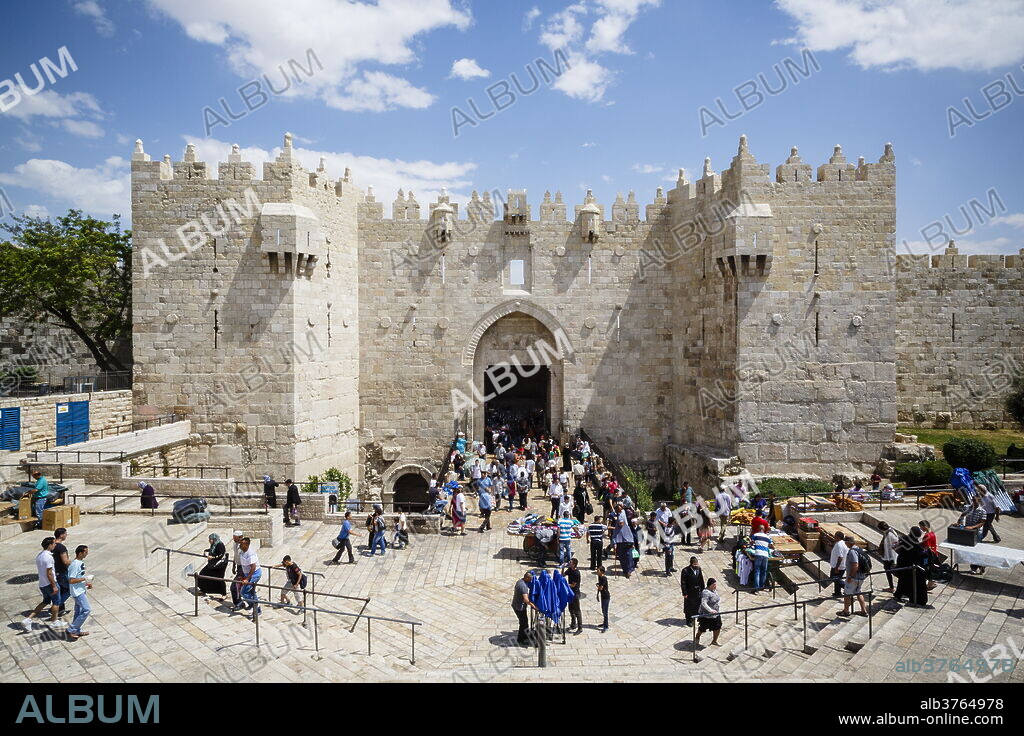 Damascus Gate in the Old City, UNESCO World Heritage Site, Jerusalem, Israel, Middle East.